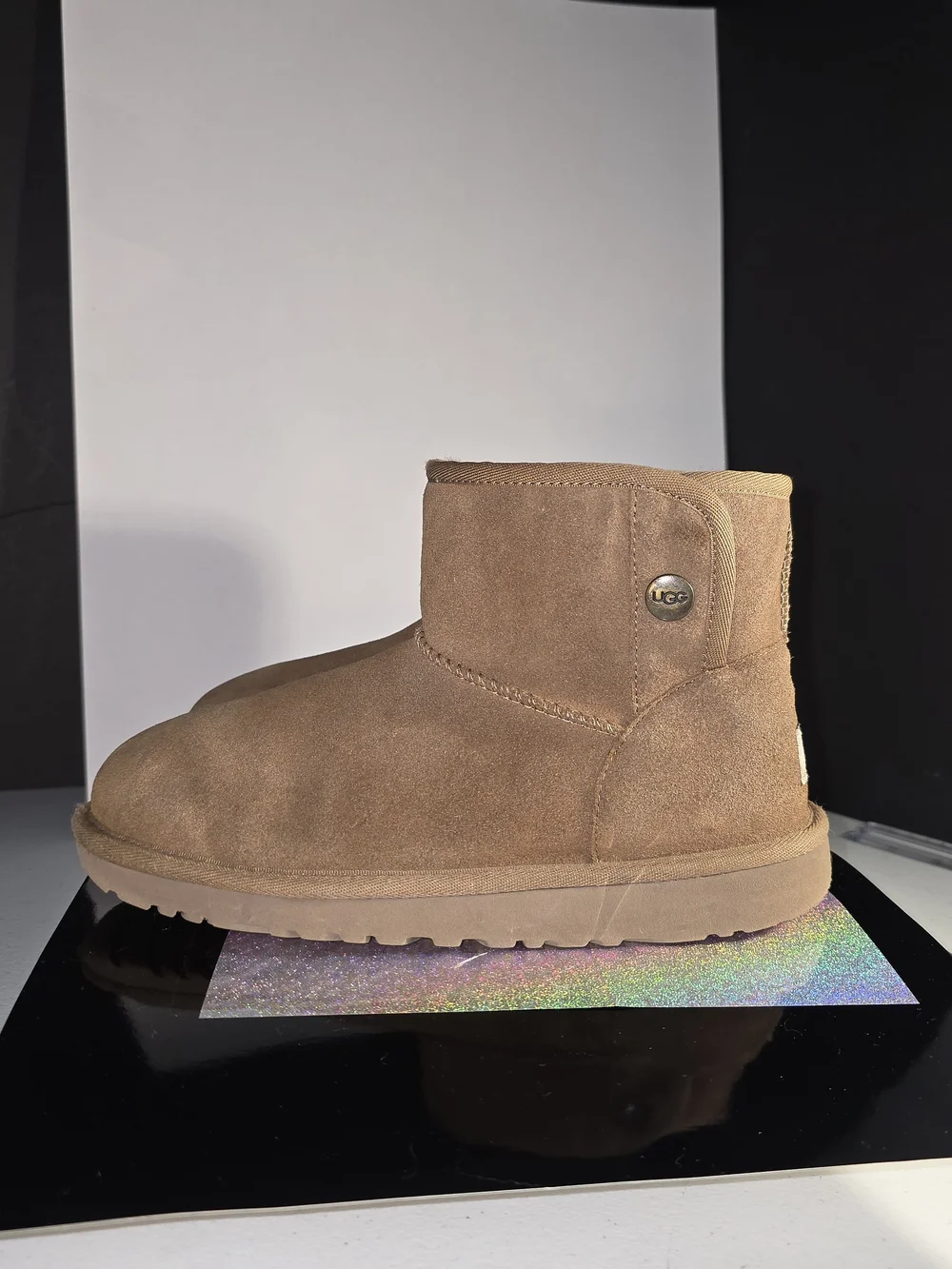 UGG Jona Chestnut Suede Mini Boot With Snap Big Girls/ Youth Size 4